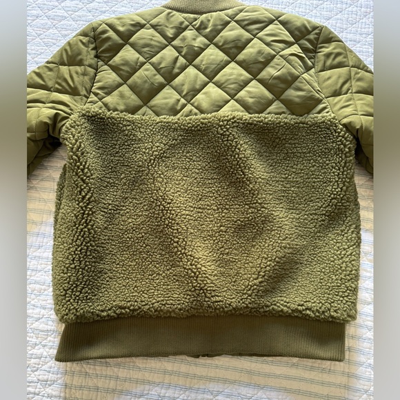 Dear John VANESSA QUILTED SHERPA JACKET PINE GREEN - Picture 2 of 5